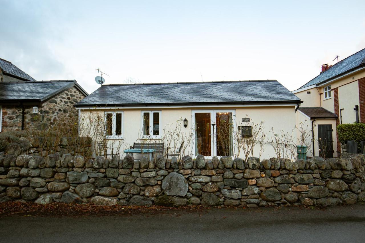 Gwynant Bach - Cosy 2 Bed Bungalow Cottage In Snowdonia National Park, Conwy, North Wales エクステリア 写真